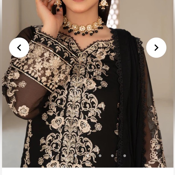 Agha Jann.  Neena. Chiffon. 3 Piece Suit Black & Embroidered Gold. Size M.  NWT - Picture 3 of 8